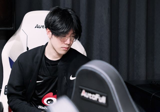连续三次迫 连续三次迫